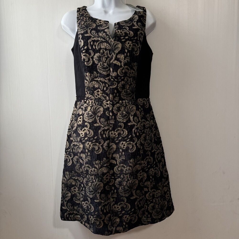 NEW DKNY Women’s Black & Gold Floral Brocade Fit & Flare Dress Sleeveless Sz 4